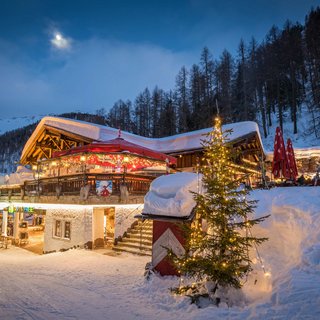 Events in Samnaun: shopping at duty-free prices Events in Samnaun: shopping at duty-free prices